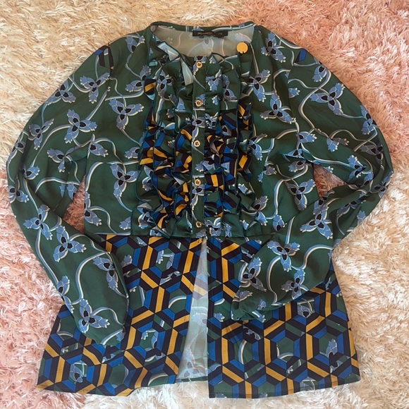 Roberta Biagi Long Sleeve Blouse, Ruffle Detail, Size XS, never worn. - Picture 3 of 5